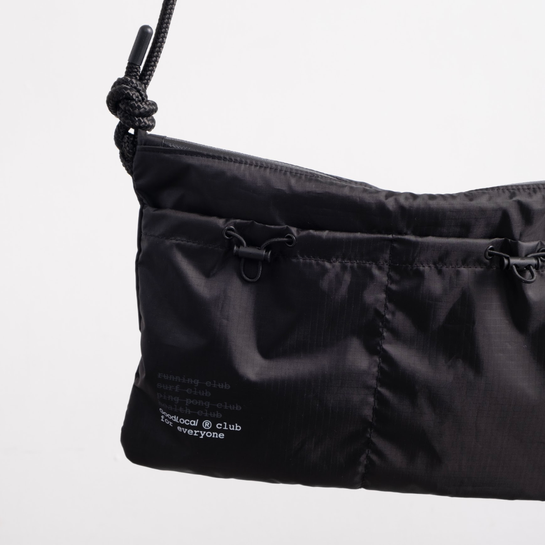 картинка Crossbody Tech Line Black от магазина Good local