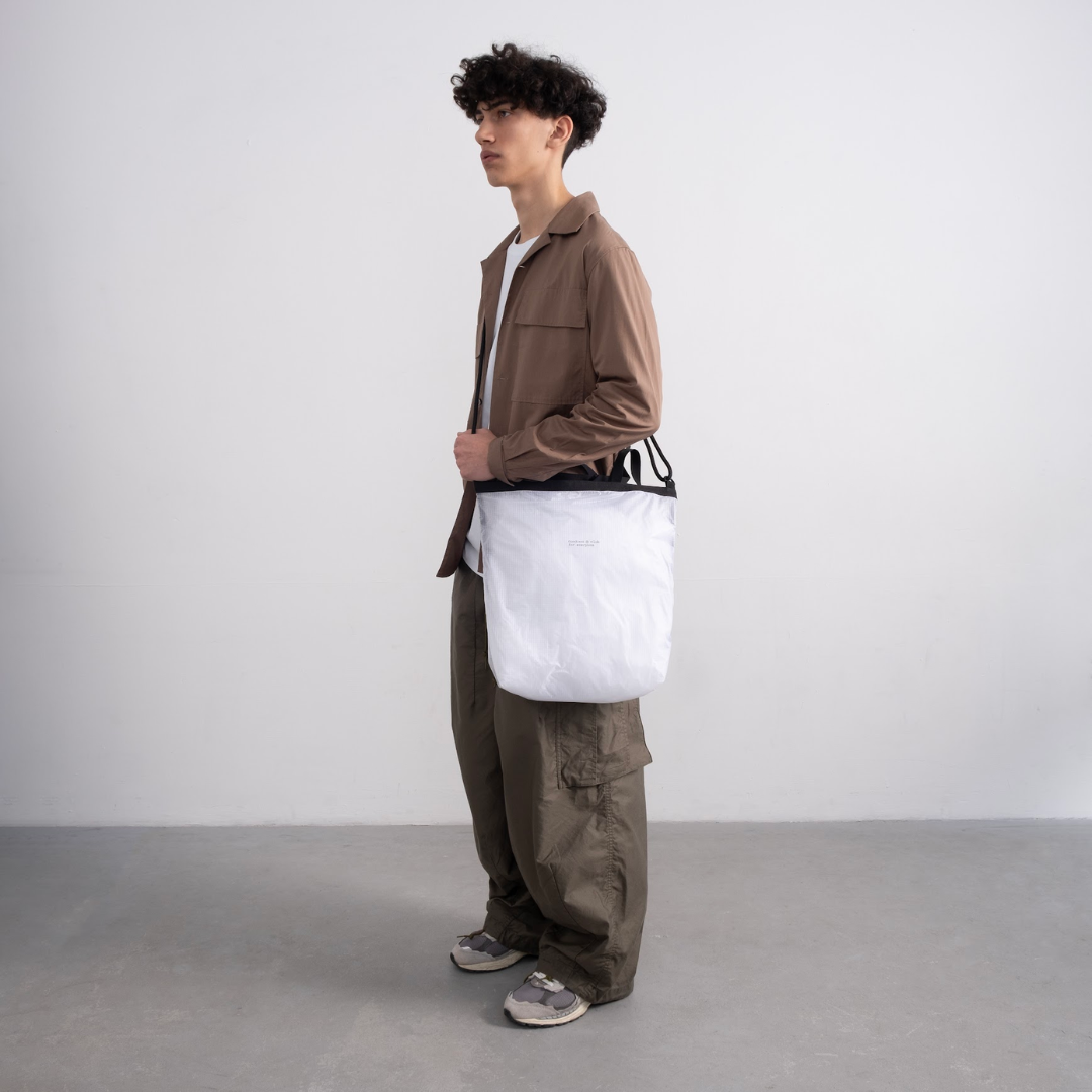картинка Shopper Tech Line White от магазина Good local